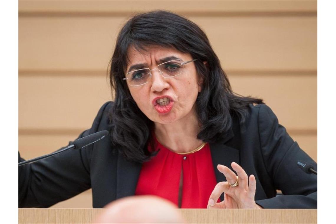 Landtagspräsidentin bedauert Einladung von Höcke Landtagspräsidentin Muhterem Aras (Bündnis 90/Die Grünen). Foto: Christoph Schmidt/dpa/Archivbild