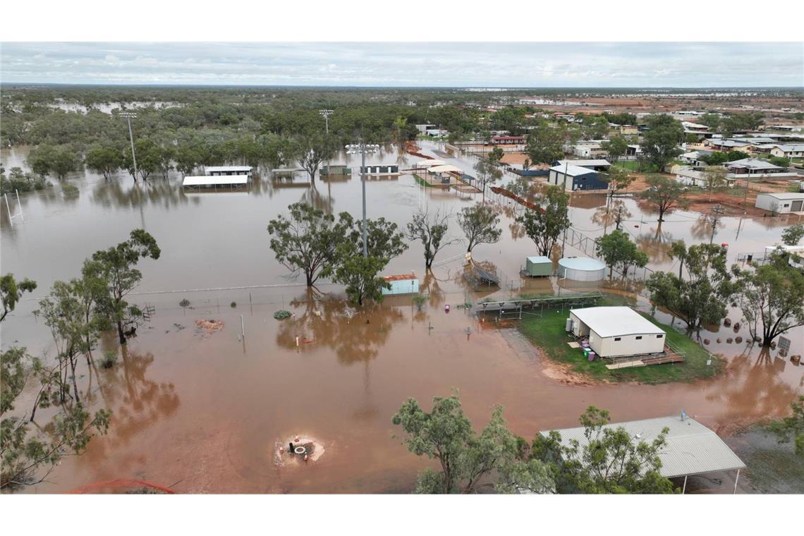Australiens Outback versinkt im Regen Landunter nach schweren Regenfällen in Thargomindah im australischen Bundesstaat Queensland