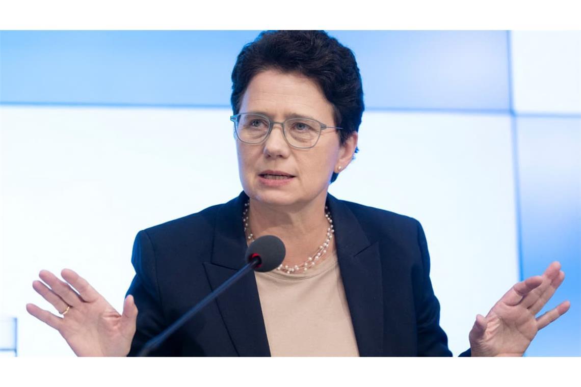Landwirtschaftsministerin Marion Gentges will Kompetenzen aus den vier Regierungspräsidien in Tübingen konzentrieren - auch um Stellen einzusparen.