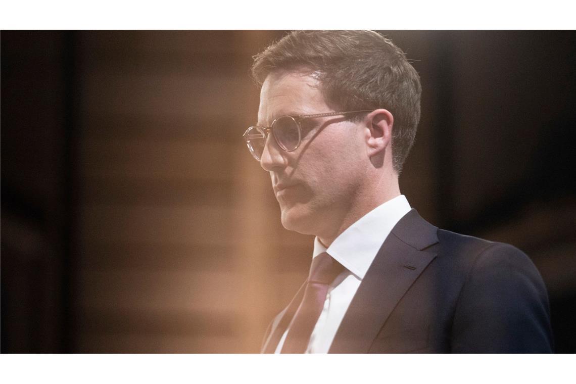 Lange hatte er in den Umfragen geführt - doch nun hat CDU-Spitzenkandidat Hagel noch knapp verloren.