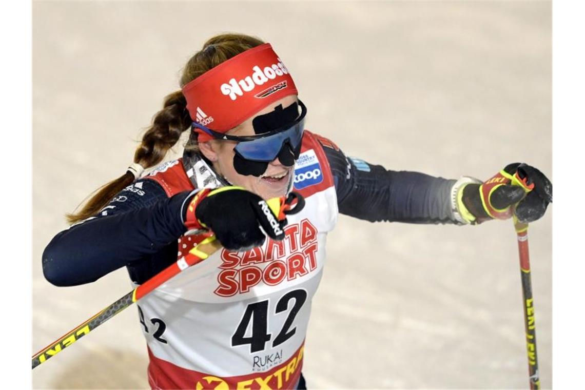 Überraschung in Finnland: Langläuferin Hennig wird Dritte Langläuferin Katharina Hennig wurde in Ruka starke Dritte. Foto: Vesa Moilanen/Lehtikuva/dpa