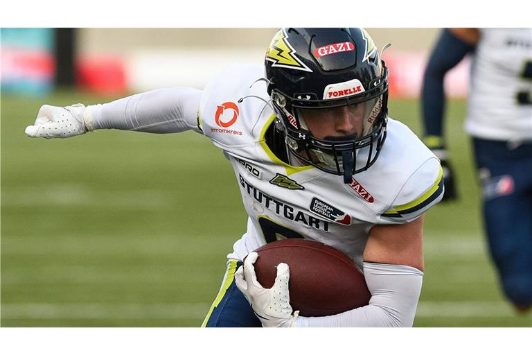 Lasse Angel in Aktion – am vergangenen Samstag hat er zwei Touchdowns zum Sieg von Stuttgart Surge beigesteuert.