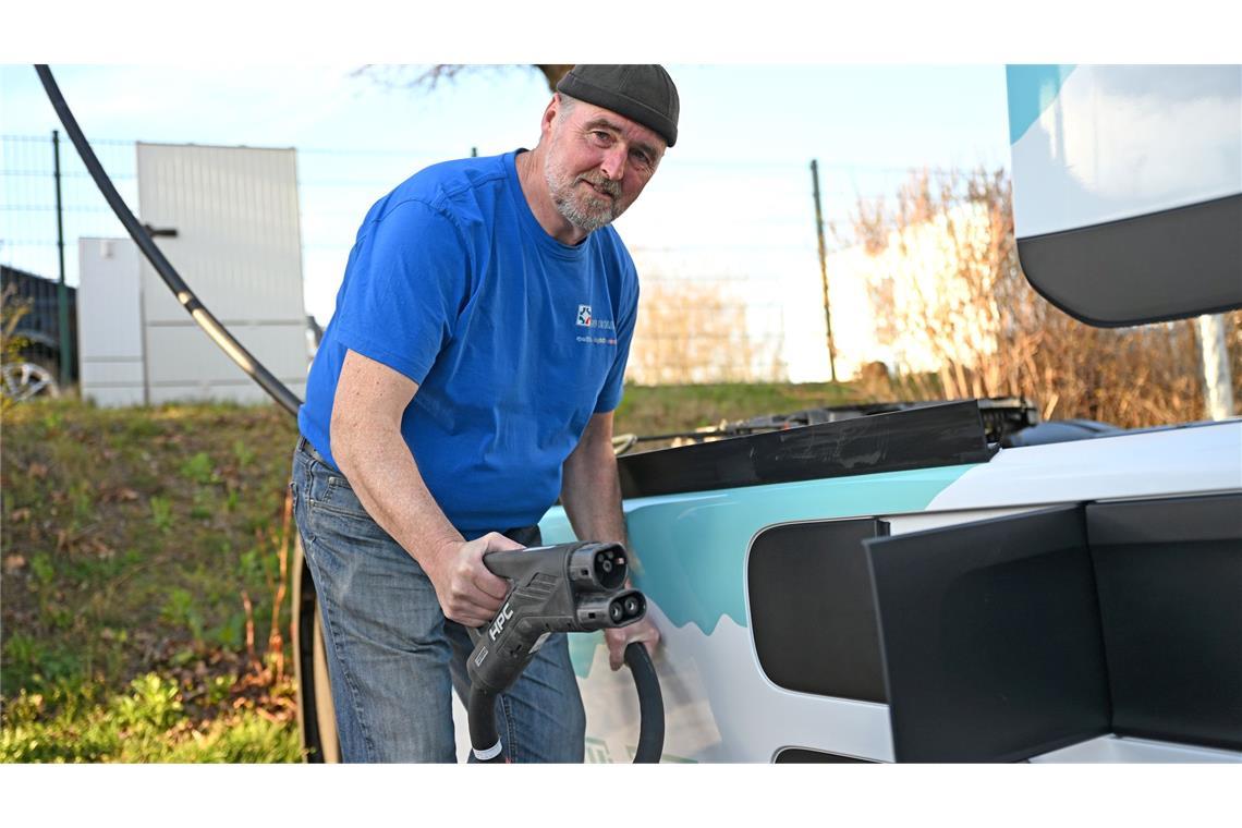 Lastwagenfahrer Uwe Lenk über seinen E-Lkw: "Es ist ein ganz anderes Fahren".