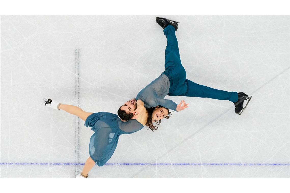 Laurence Fournier Beaudry und Guillaume Cizeron aus Frankreich in Aktion.