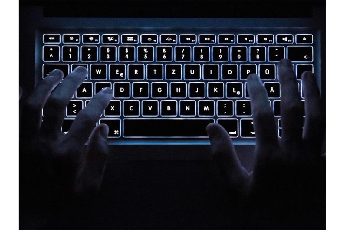 Laut Allianz-„Risikobarometer“ ist Cyberkriminalität weltweit zur größten Bedrohung für Unternehmen geworden. Foto: Silas Stein/dpa