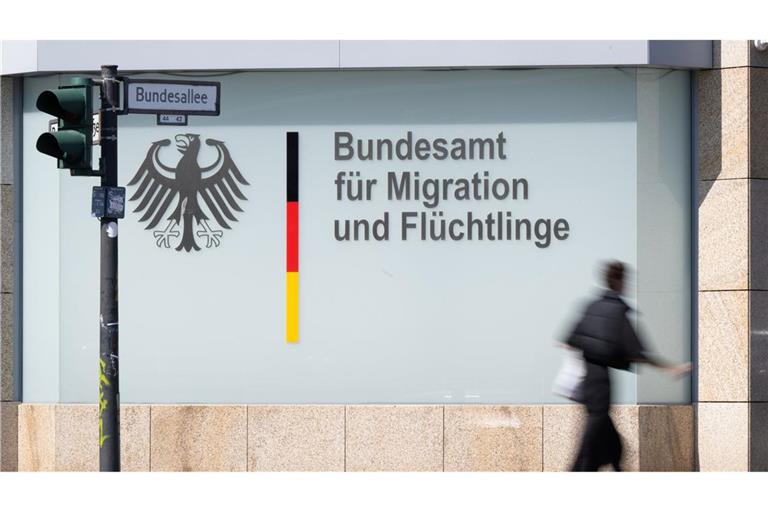 Laut der  Statistik des Bundesamts für Migration und Flüchtlinge (Bamf) lagen bei der Gesamtzahl der Asylanträge zwei europäische Länder vor Deutschland.