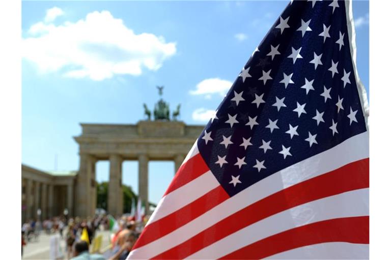 Laut einer aktuellen Umfrage hält nur jeder dritte Deutsche die Beziehungen zu den USA für gut. Foto: picture alliance / dpa