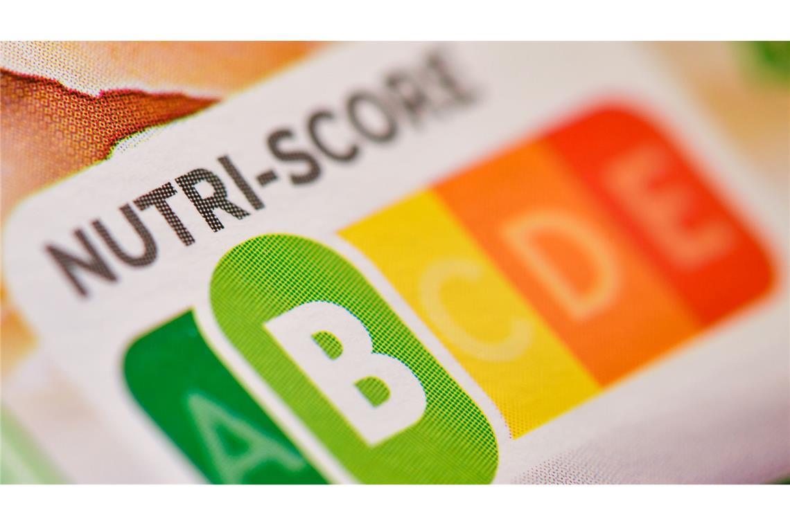 Laut einer Umfrage im Auftrag von Foodwatch ist der "Nutri-Score" inzwischen breit bekannt. (Symbolbild)