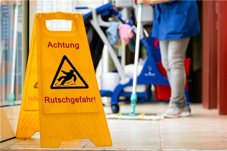 Laut IG Bau bereiten sich Reinigungskräfte auch in der Region schon auf Protestaktionen im laufenden Tarifkampf vor. Symbolfoto: IG Bau