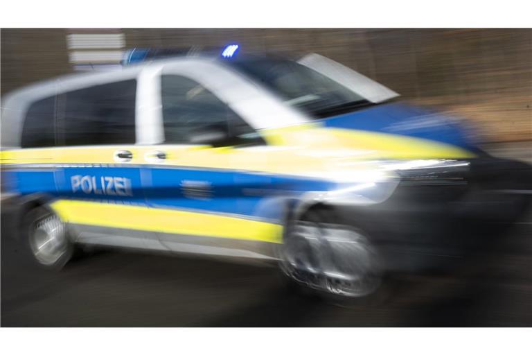 Laut Polizei ist bei einem Unfall auf der A8 ein Mensch ums Leben gekommen (Archivbild).