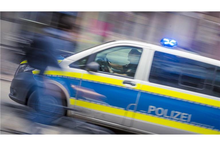 Laut Polizei waren die Täter bewaffnet. (Symbolbild)