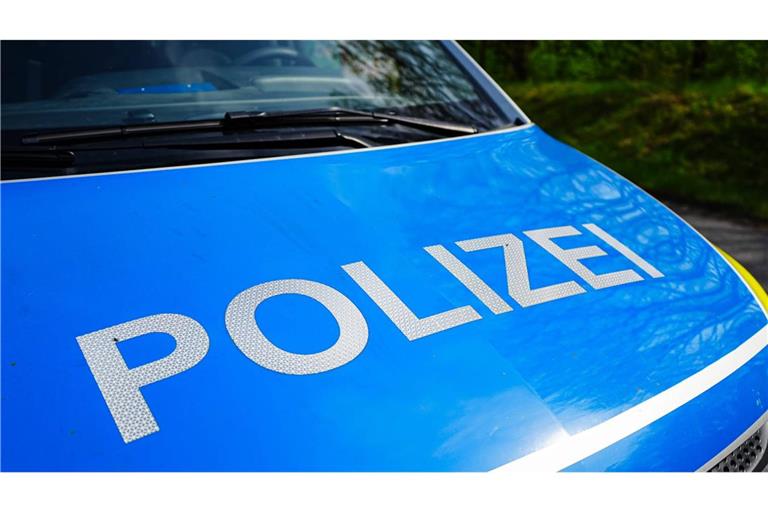Laut Polizei wurden zwei Menschen leicht verletzt. (Symbolbild)