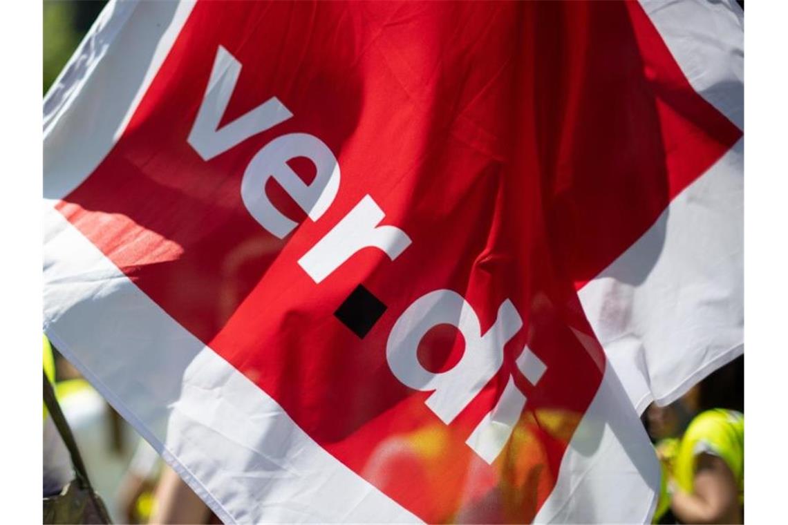 Verdi: Öffentlicher Nahverkehr hat zu wenig Personal Laut Verdi arbeiten bundesweit 130.000 Beschäftigte bei ÖPNV-Unternehmen. Foto: Fabian Sommer
