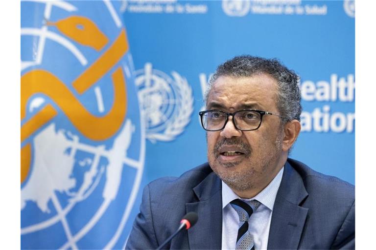 Laut WHO-Generaldirektor Tedros Adhanom Ghebreyesus sollten Impflücken in ärmeren Ländern geschlossen werden. Foto: Salvatore Di Nolfi/KEYSTONE/dpa