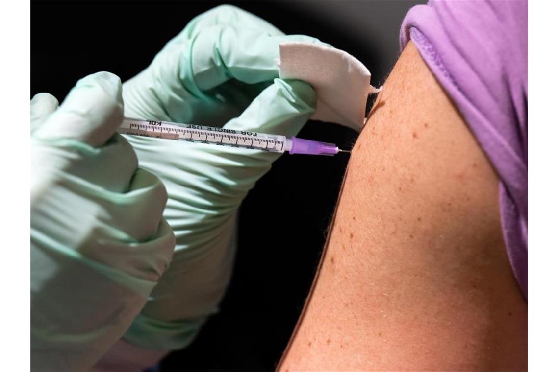 Fast 500.000 Leben in Europa durch Corona-Impfungen gerettet