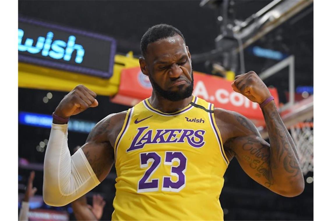 Nach Lakers-Niederlage: James rückt Rassismus in den Fokus LeBron James rückt das Thema Rassismus in den Fokus der Aufmerksamkeit. Foto: Mark J. Terrill/AP/dpa