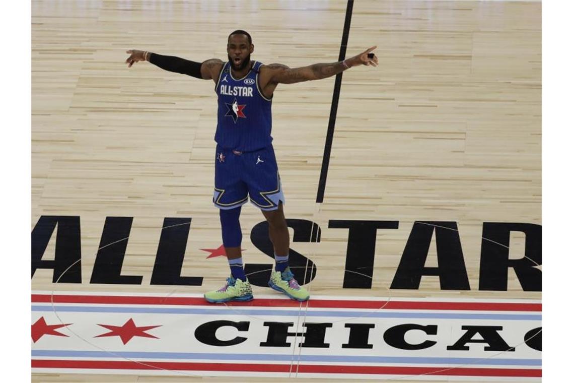 LeBron James war nur einer der Superstars beim NBA-All-Star-Spiel in Chicago. Foto: David Banks/AP/dpa