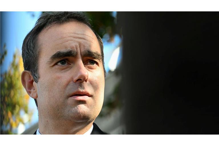 Lecornu will die politische Krise überwinden und am Montag einen Haushalt einbringen.