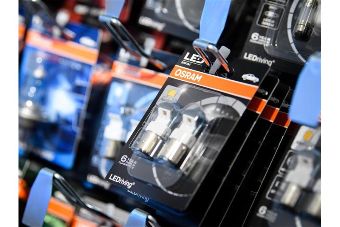 Feindlicher Osram-Übernahmeversuch nicht ausgeschlossen LED-Leuchtmittel der Firma Osram. Foto: Matthias Balk