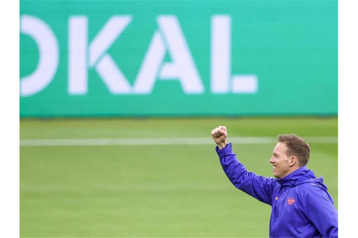 Leipzigs Trainer Julian Nagelsmann hofft auf einen Erfolg im Pokalfinale gegen den BVB.. Foto: Jan Woitas/dpa-Zentralbild/dpa