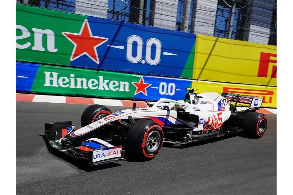 Monaco-Action: Crash von Schumacher und Vettel-Probleme Leistete sich in Monaco einen Crash: Mick Schumacher. Foto: Hasan Bratic/dpa