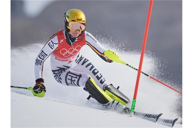 Lena Dürr fuhr einen starken ersten Slalom-Durchgang. Foto: Michael Kappeler/dpa