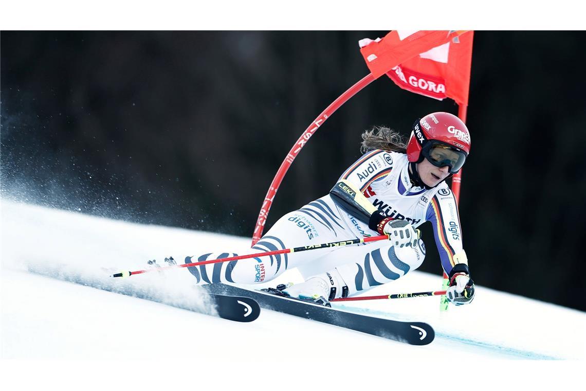 Lena Dürr schafft es in Kranjska Gora im Riesenslalom nicht in die Top 15.
