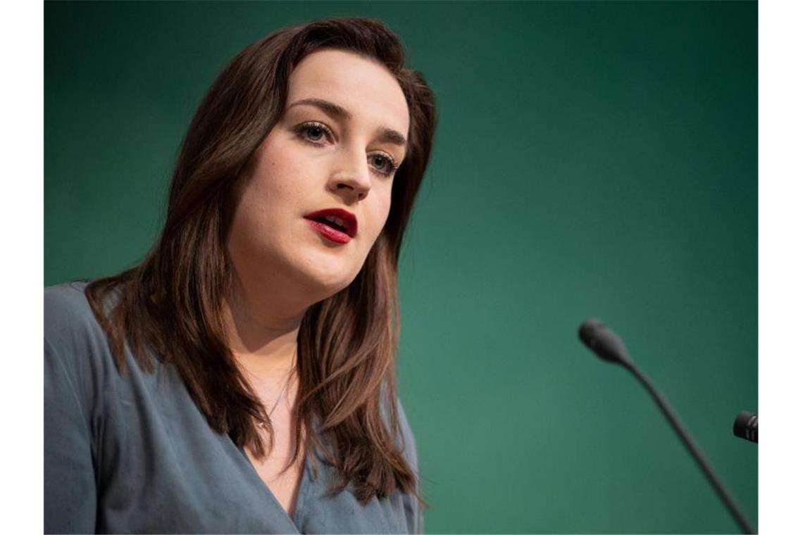 Grünen-Landeschefin kritisiert CDU für Migrationspolitik Lena Schwelling bei ihrer Rede zur Bewerbung für den Landesvorsitz. Foto: Marijan Murat/dpa