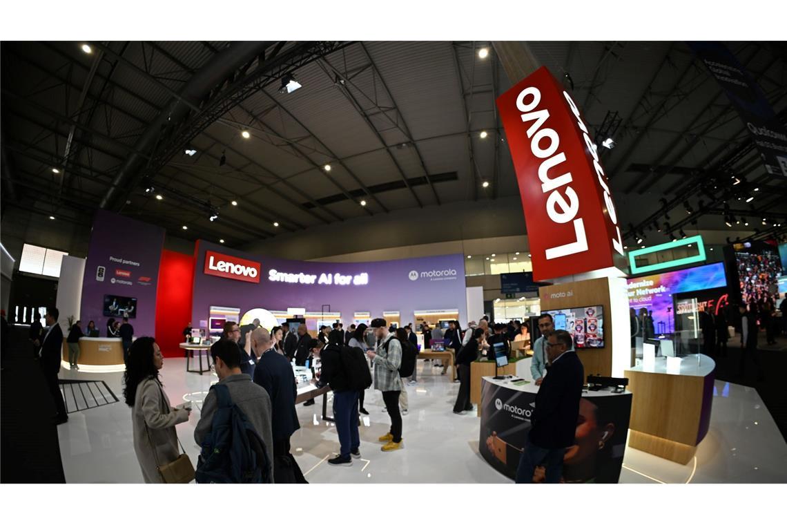 Lenovo-Messestand beim MWC 2025.