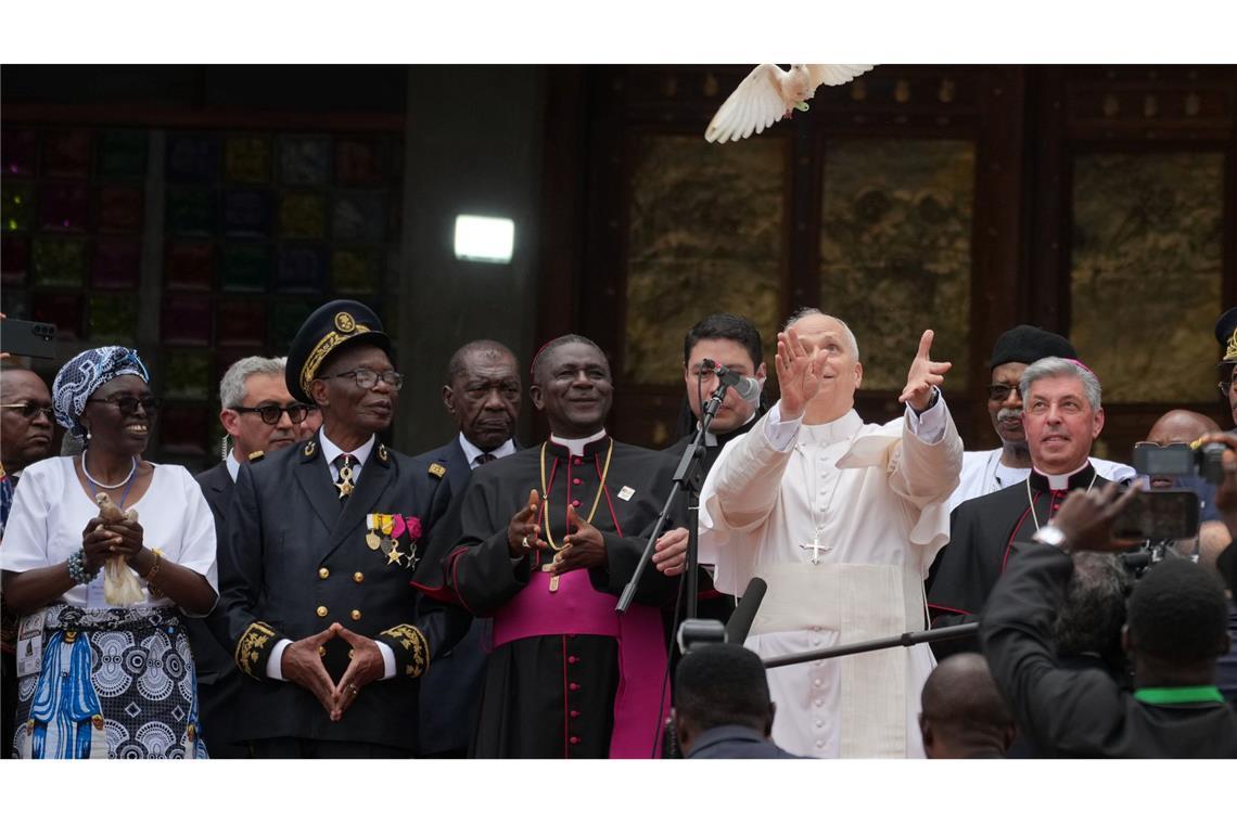 Papst: "Welt wird von Handvoll Tyrannen zerstört"