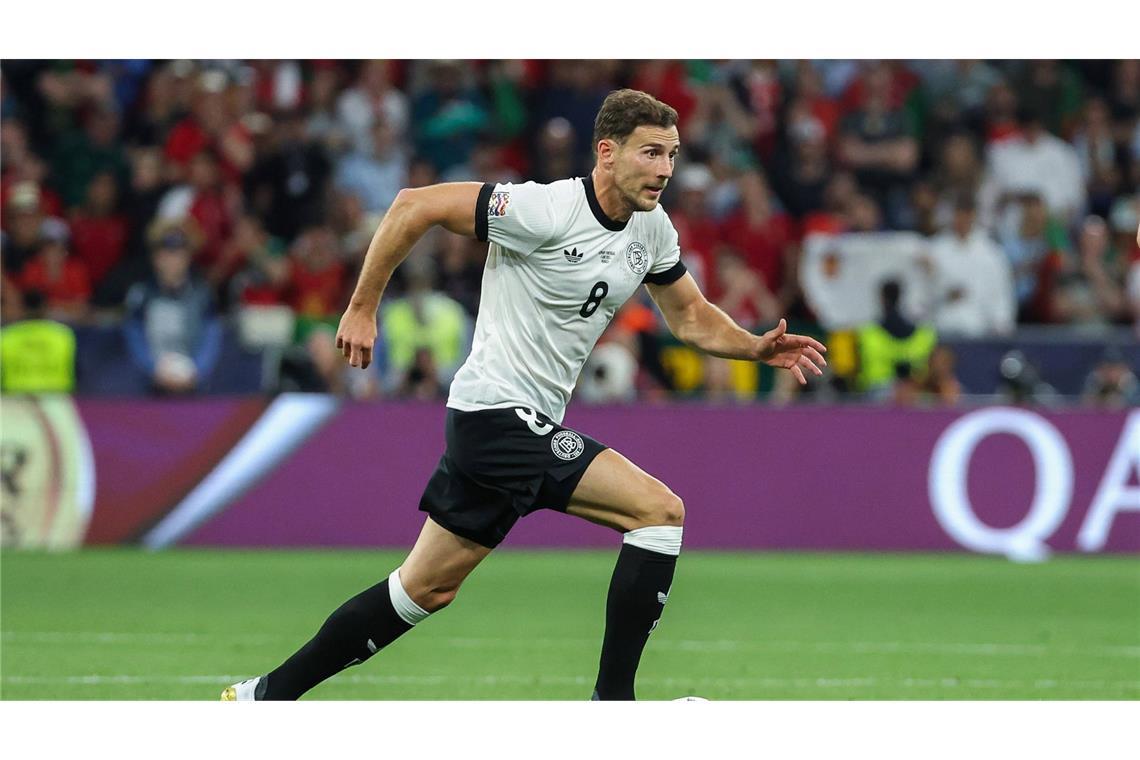 „Halte nichts davon“ – Amiri äußert sich zu Pfiffen gegen Woltemade Leon Goretzka (Note 3,5): Kam für Pascal Groß (66.). Leon Goretzka fügte sich dabei ordentlich ein. Kontrollierte mit Joshua Kimmich nach der Führung das Mittelfeld.