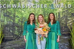 Leonie Reber (Mitte) übernimmt im Frühjahr 2025 das Amt von ihren Vorgängerinnen Lea und Mya Schuler. Foto: Stefan Bossow