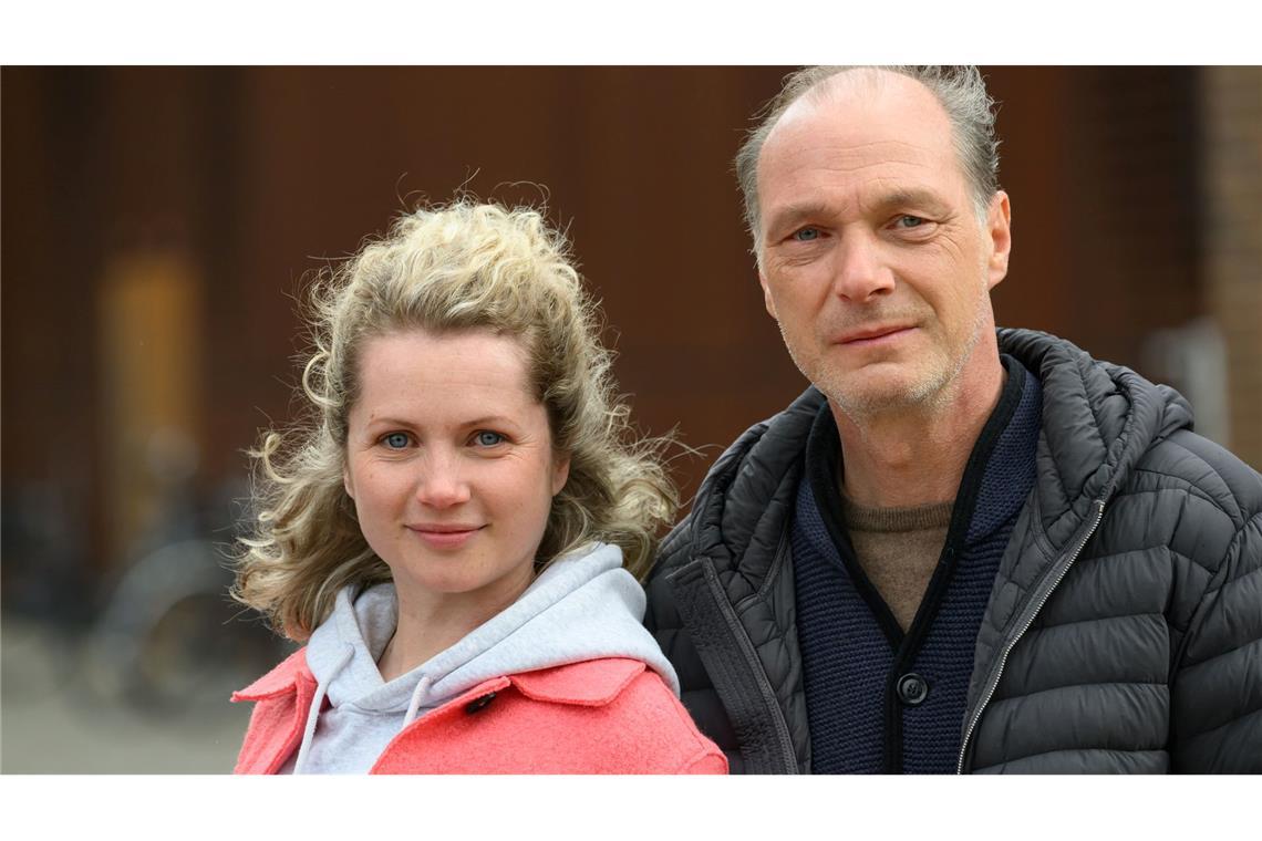Die Flucht aus Kinderheim endet im Dresdner "Tatort" tödlich Leonie Winkler (Cornelia Gröschel) und Peter Michael Schnabel (Martin Brambach) ermitteln nach dem Abschied der Kollegin Karin Gorniak (Karin Hanczewski) im Dresdner Tatort "Siebenschläfer" alleine.