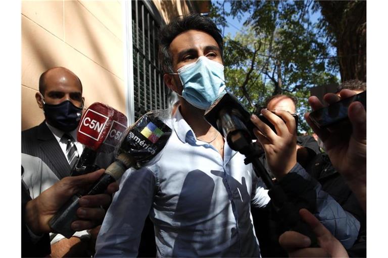 Leopoldo Luque, ehemaliger Leibarzt von Diego Maradona, bei einem Statement im vergangenen Jahr. Foto: Natacha Pisarenko/AP/dpa