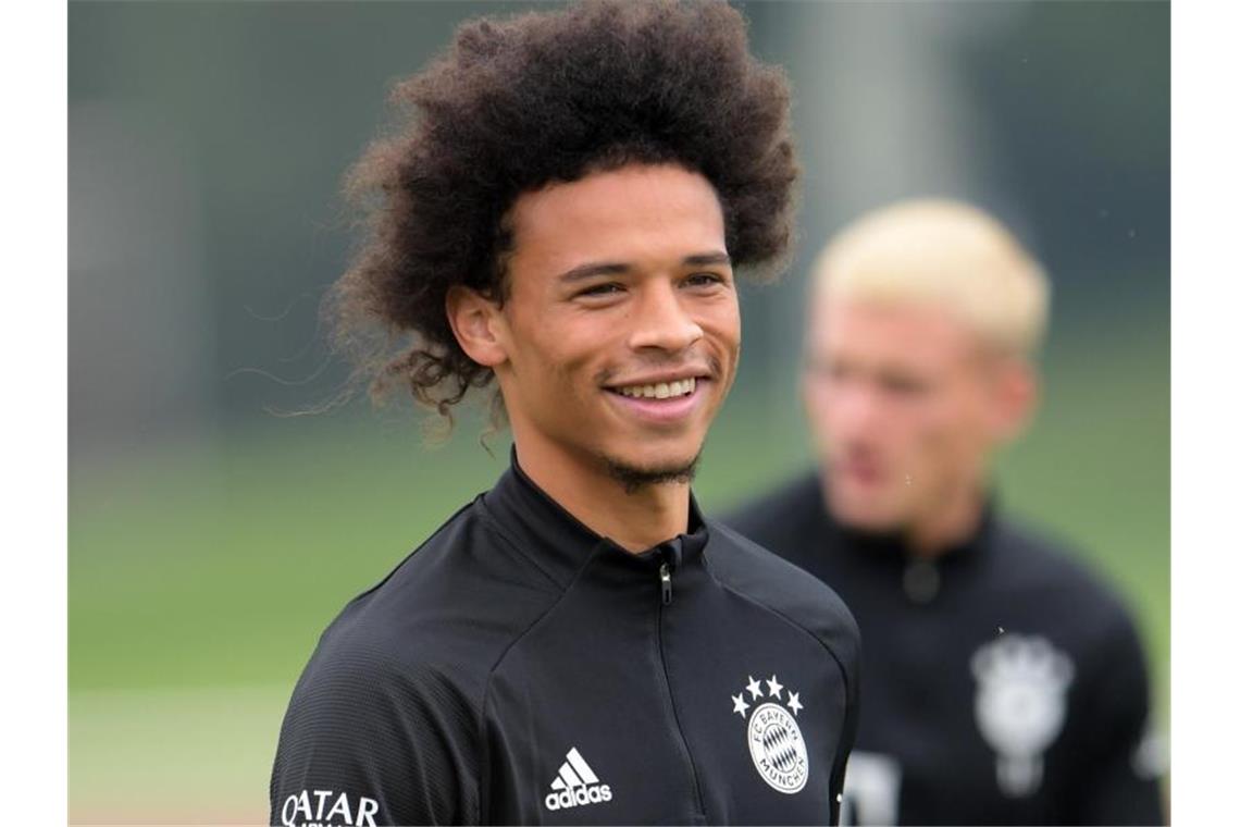 FC Bayern startet mit Sané gegen Schalke Leroy Sané steht in der Startelf des FC Bayern. Foto: Tobias Hase/dpa