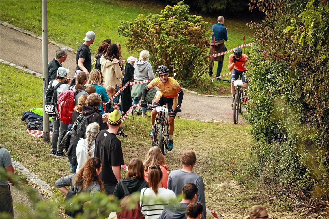 Bikemarathon: Spiegelberg sieht sich gut gewappnet Letzte große Herausforderung in Spiegelberg: Der Anstieg zum Sportplatz. Foto: Alexander Becher