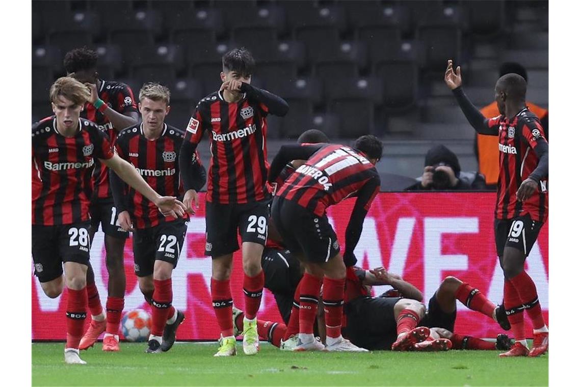 Leverkusen sehnt Länderspielpause herbei Leverkusen kam im Auswärtsspiel bei der Hertha zum späten Ausgleich. Foto: Andreas Gora/dpa