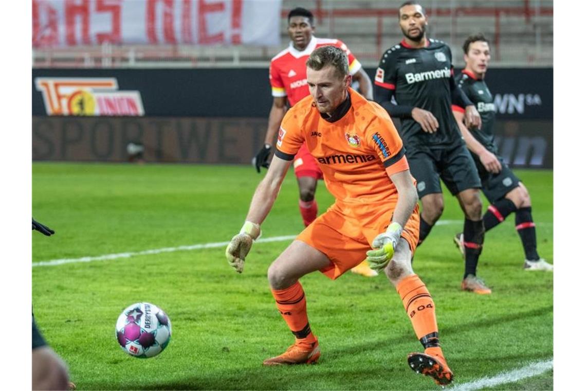 Spätes Gegentor: Auch Leverkusen verliert bei Union Leverkusen-Keeper Lukas Hradecky konnte den späten Siegtreffer von Union Berlin nicht verhindern. Foto: Andreas Gora/dpa-Pool/dpa
