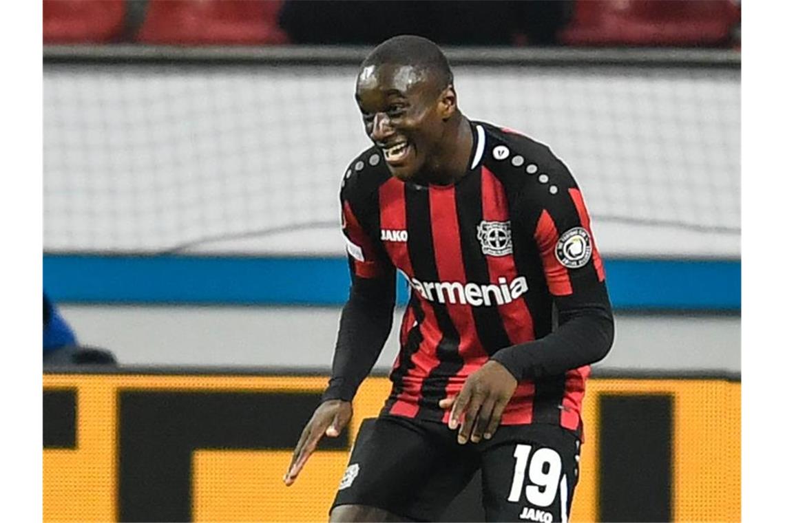 Diaby überragend: Leverkusen schlägt Betis Sevilla 4:0 Leverkusens Moussa Diaby erzielte zwei Treffer gegen Betis Sevilla. Foto: Marius Becker/dpa