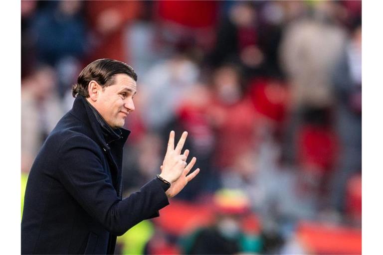 Leverkusens Trainer Gerardo Seoane. Foto: Marius Becker/dpa