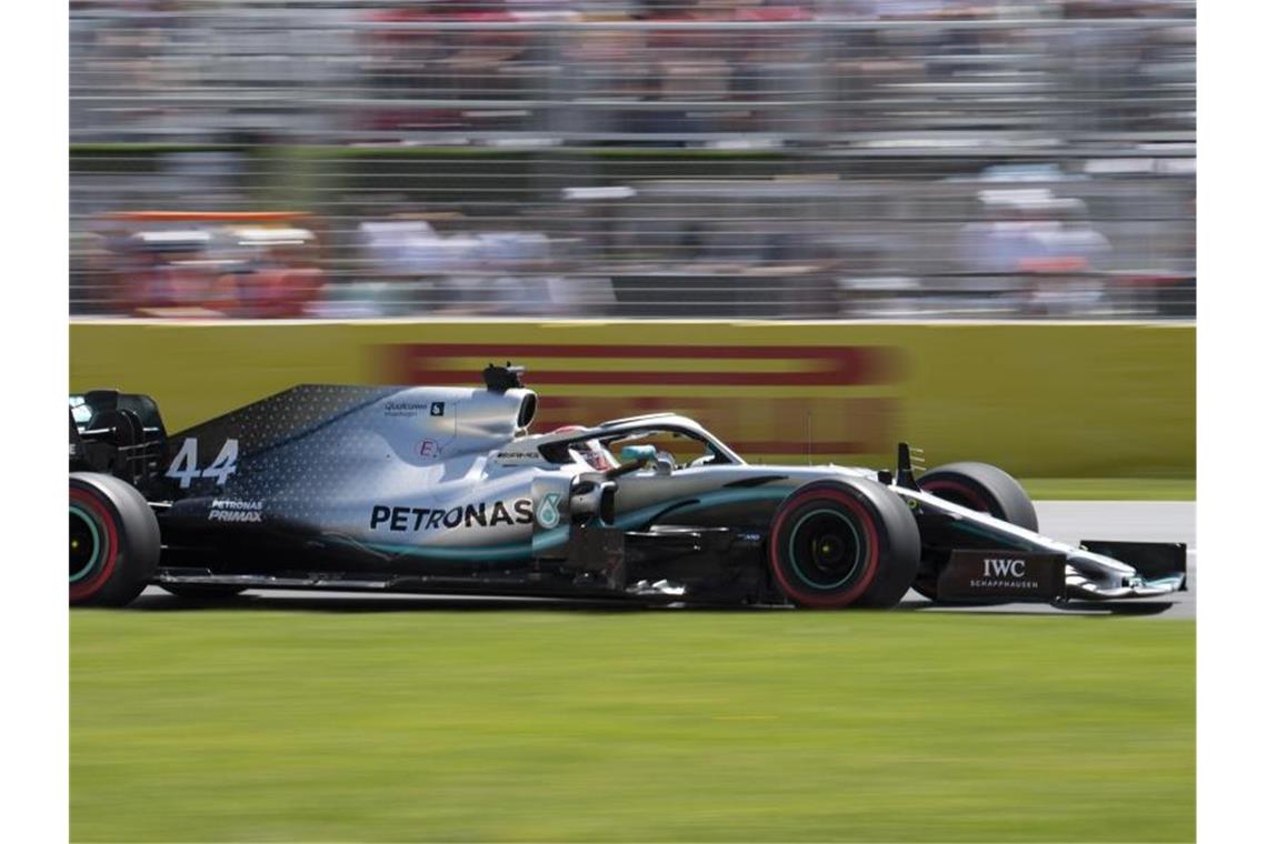 Lewis Hamilton startet mit Vettel aus der ersten Reihe. Foto: Jacques Boissinot/The Canadian Press/AP