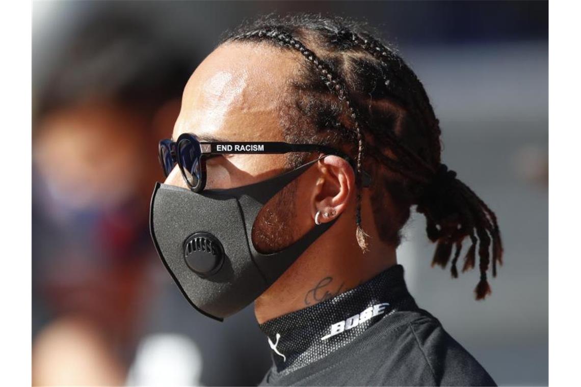 In Schumachers „Wohnzimmer“: Hamilton hat die 91 vor Augen Lewis Hamilton will auf dem Nürburgring seinen 91. Sieg in der Formel 1 perfekt machen. Foto: Pavel Golovkin/Pool AP/dpa