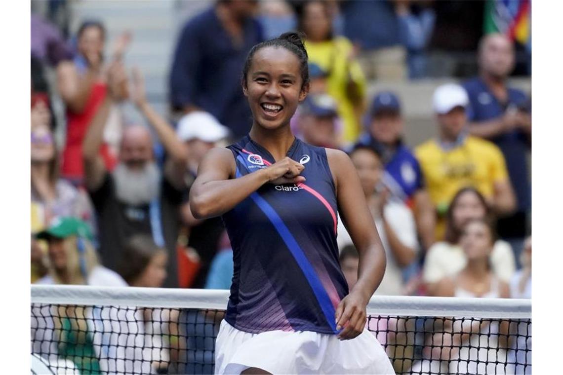 Teenager-Finale in New York: „Nichts ist unmöglich“ Leylah Fernandez freut sich nach ihrem Sieg. Foto: Elise Amendola/AP/dpa