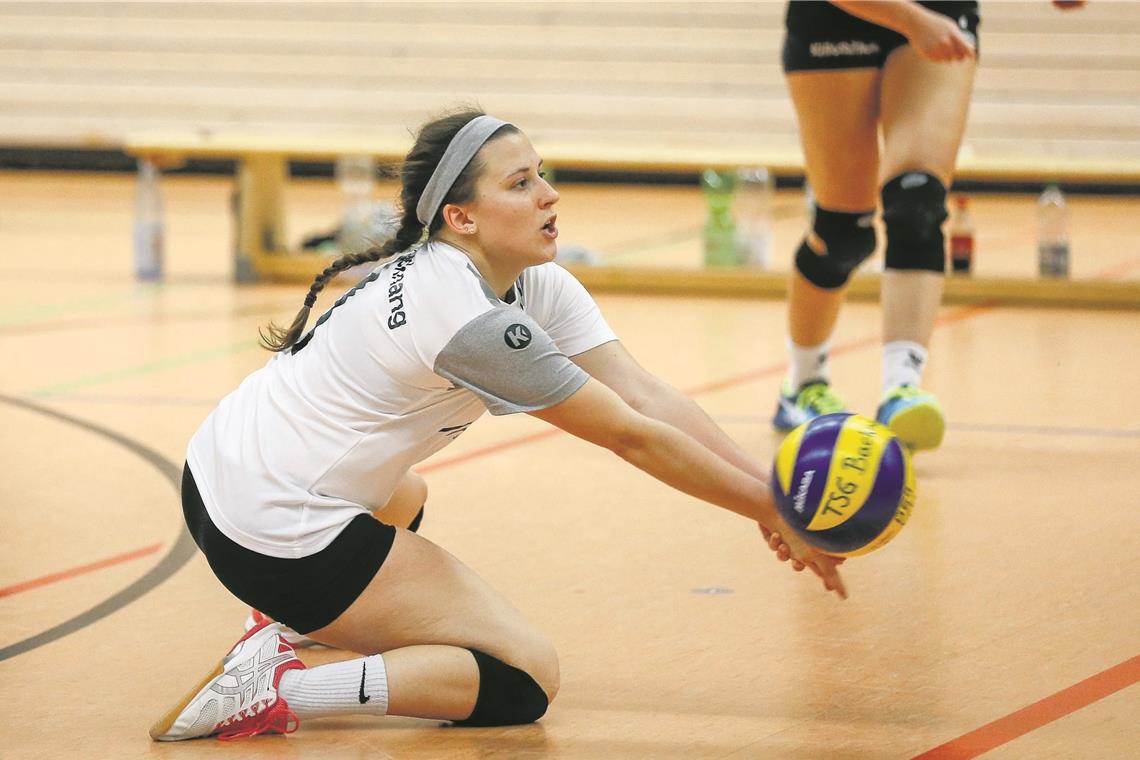 Nach schwachem Start siegt die TSG klar Libera McKenna Poynter überzeugte bei den TSG-Volleyballerinnen mit einer guten Annahme. Foto: A. Becher