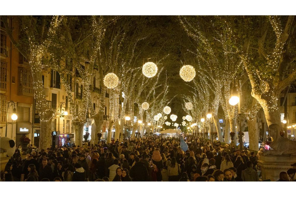 Lichtermeer zur Vorweihnachtszeit.