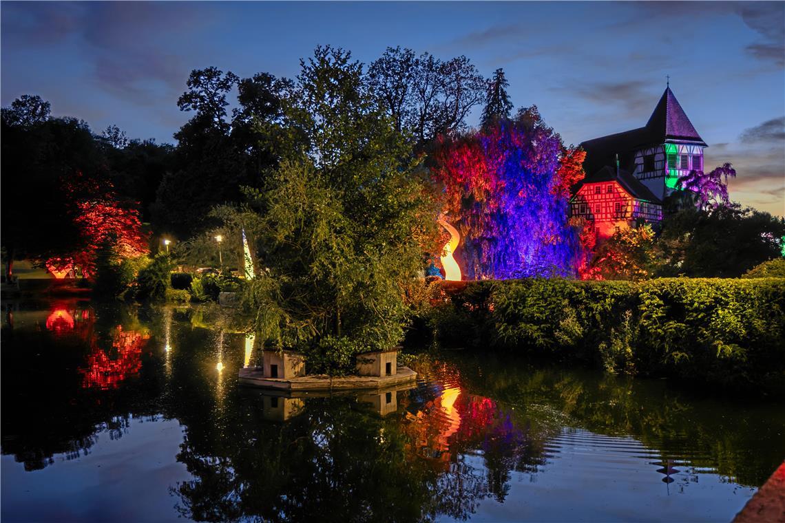 Lichtspiele im Stadtgarten.