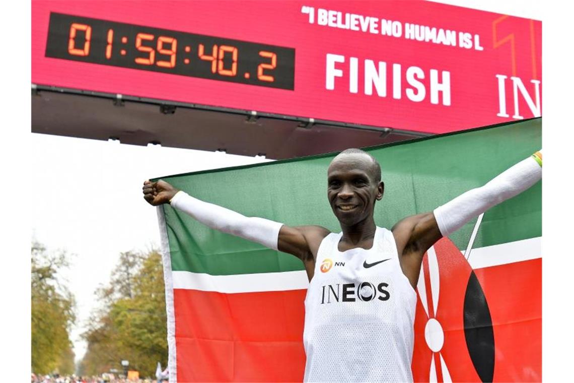 Lief in Wien als erster Mensch einen Marathon unter zwei Stunden: Eliud Kipchoge. Foto: Herbert Neubauer/APA/dpa