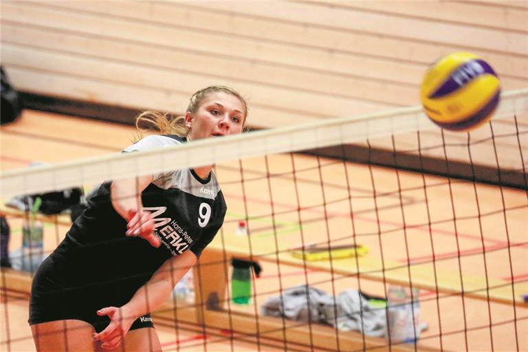 Liegt mit der TSG auf Rang drei und hat wie Spielführerin Franziska Schlipf den Titel und den Aufstieg fest im Blick: Carolin Schwiertz.Foto: A. Becher