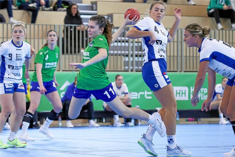 Lilly-Sophie Schwarz und der HCOB hoffen auf ein starkes Saisonfinale. Foto: Alexander Becher