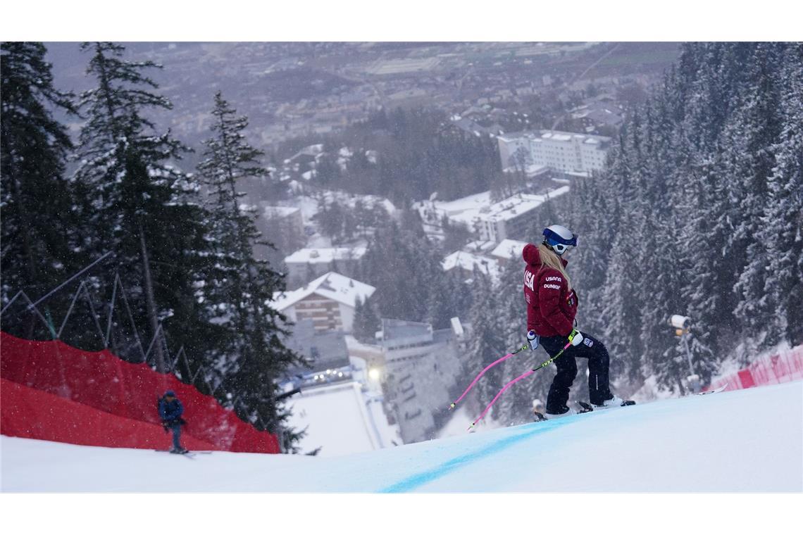 Lindsey Vonn stürzte bei der Abfahrt von Crans-Montana schon nach wenigen Sekunden.